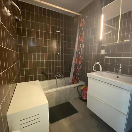 In Near The Beach, Cleaning Included * Nieuwpoort